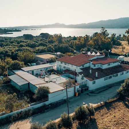 Hotel Il Timone Cugnana Exteriör bild