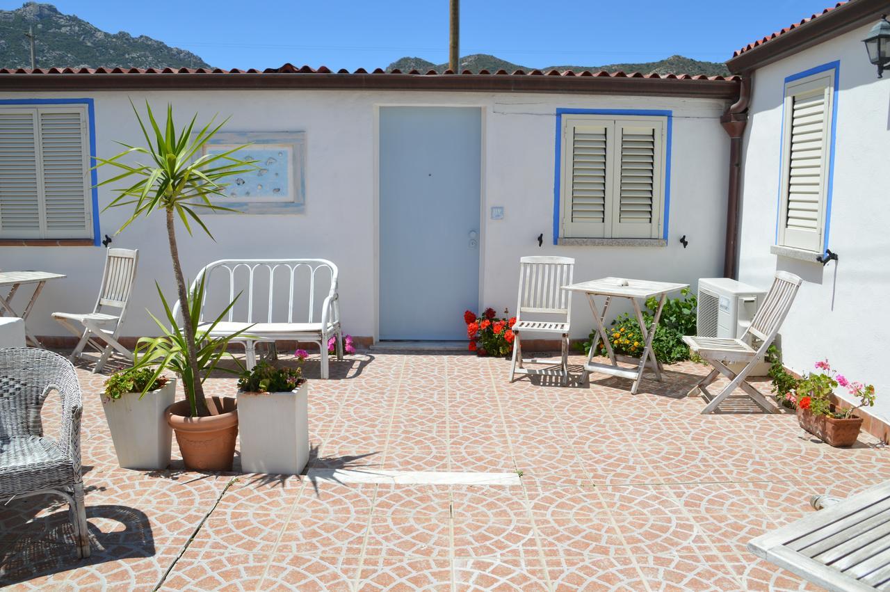 Hotel Il Timone Cugnana Exteriör bild