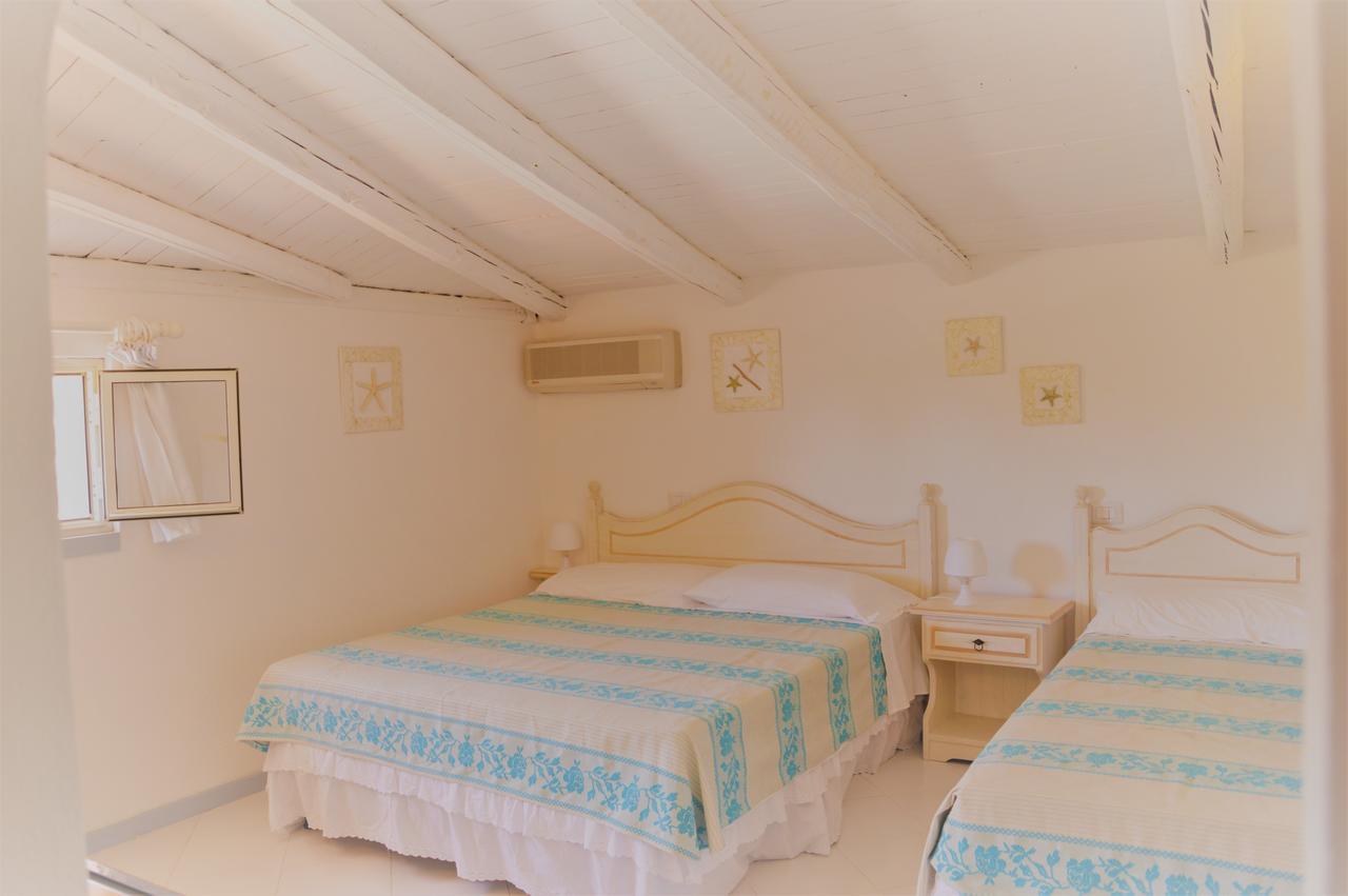 Hotel Il Timone Cugnana Exteriör bild