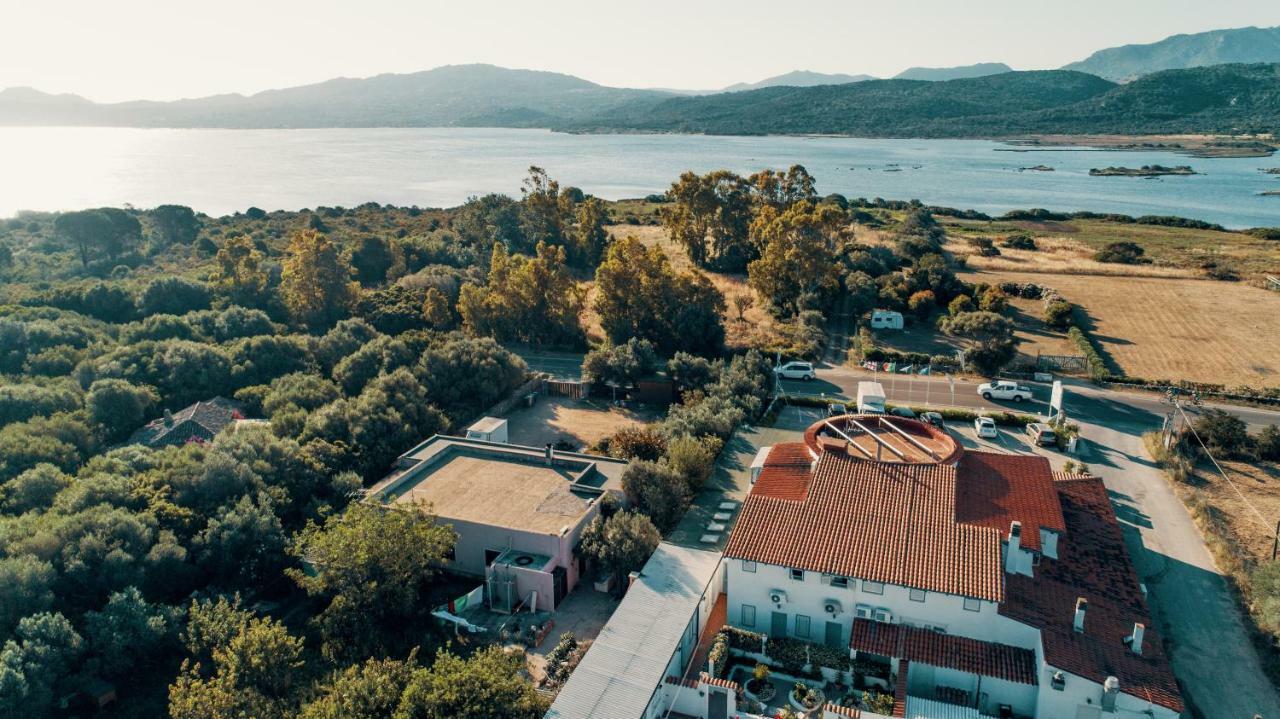 Hotel Il Timone Cugnana Exteriör bild