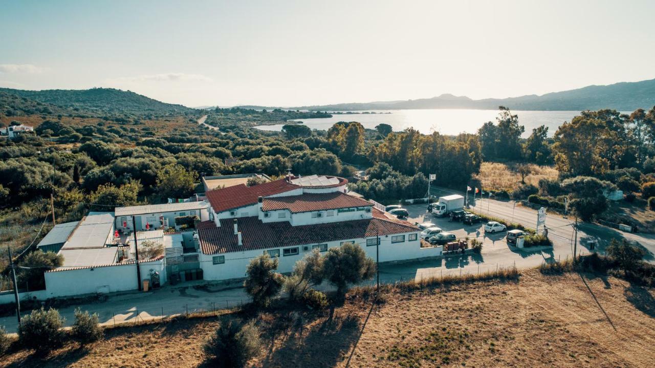 Hotel Il Timone Cugnana Exteriör bild